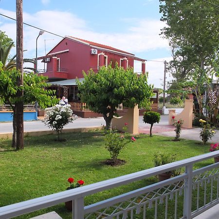 Toula'S Apartments Sidari  Bagian luar foto