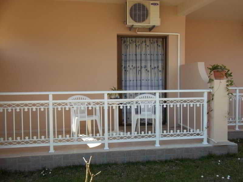 Toula'S Apartments Sidari  Bagian luar foto