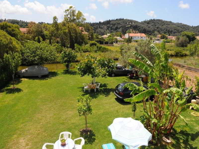 Toula'S Apartments Sidari  Bagian luar foto