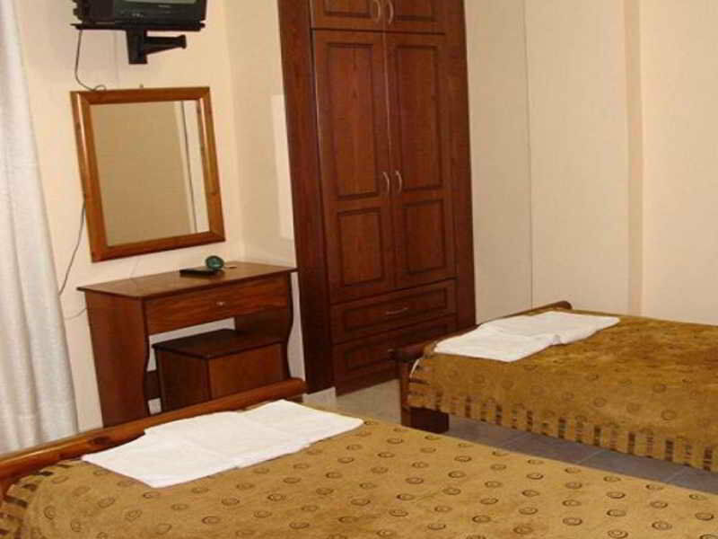 Toula'S Apartments Sidari  Bagian luar foto