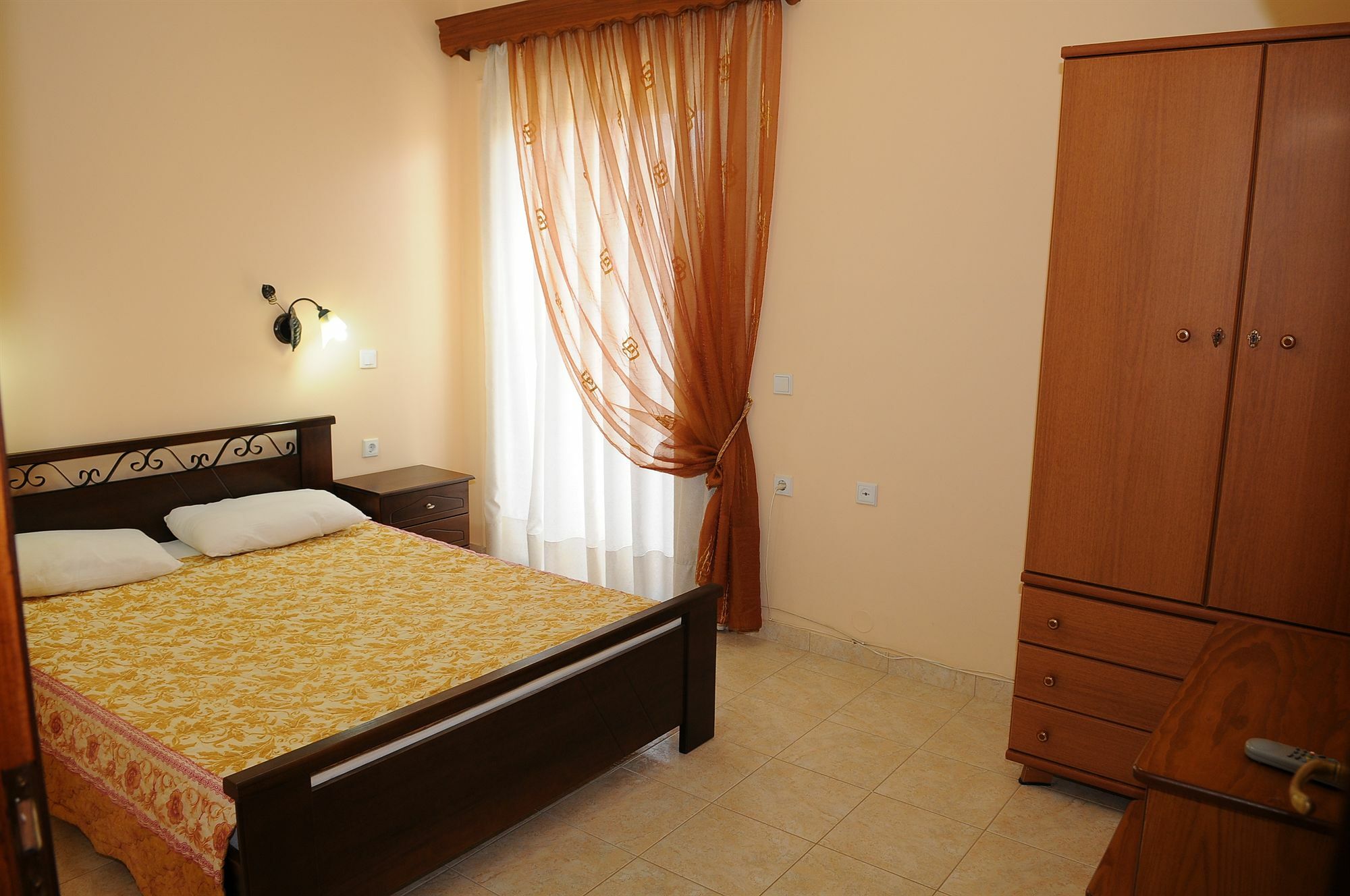 Toula'S Apartments Sidari  Bagian luar foto